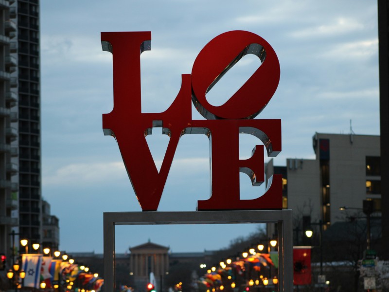 love sign in philadelphia